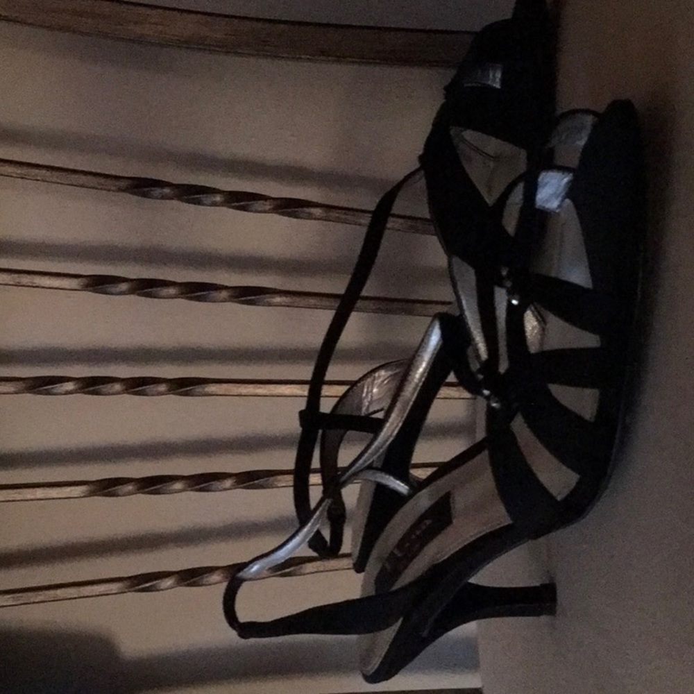 Ladies shoes